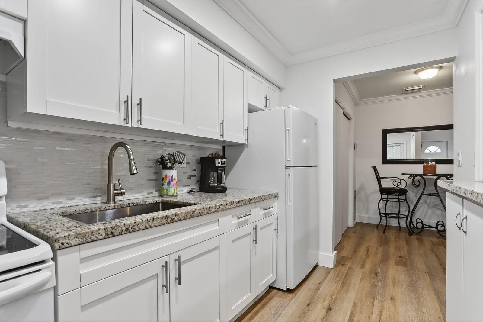 2404 NE 33rd. Avenue 8 — photo 5