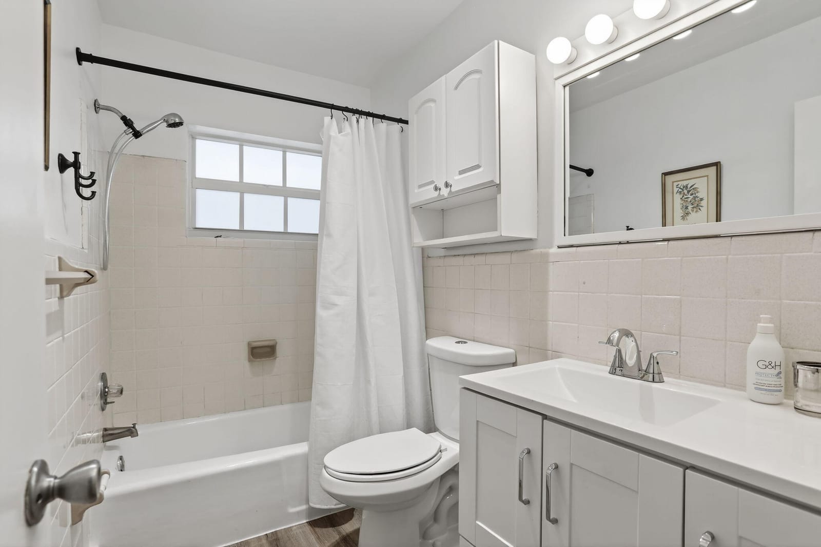 2404 NE 33rd. Avenue 8 — photo 9
