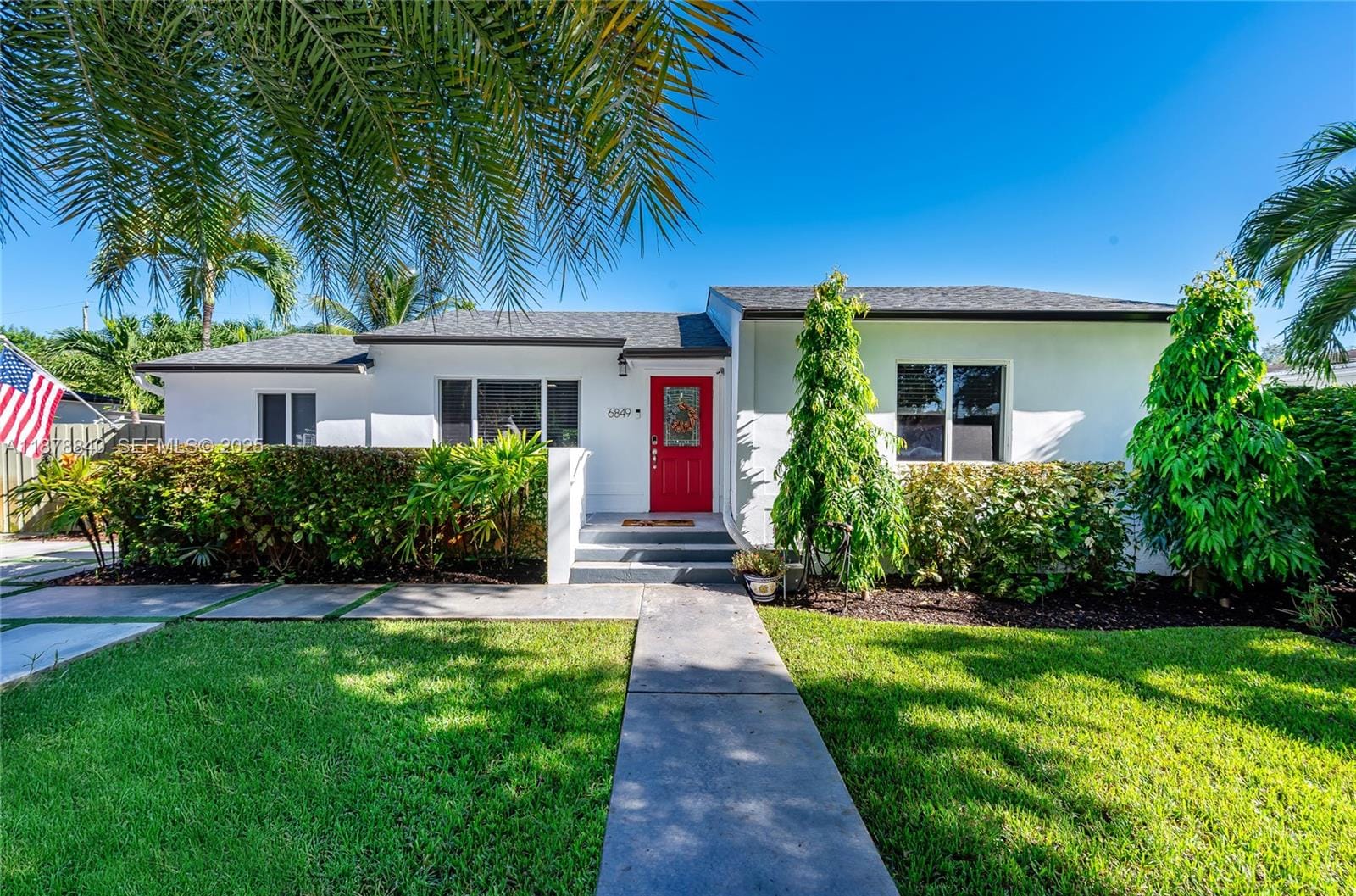6849 SW 39th Street, Miami, FL 33155