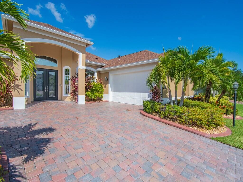 706 Fortunella Circle SW, Vero Beach, FL 32968 photo 12