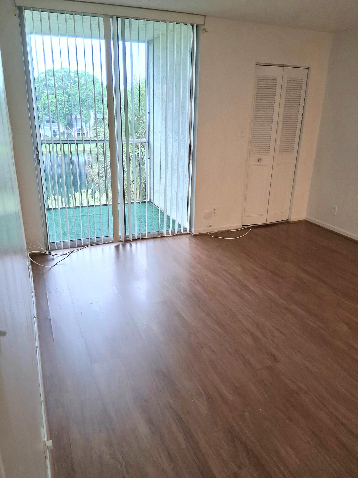 3301 NW 47th Terrace 403, Lauderdale Lakes, FL 33319, Lauderdale Lakes