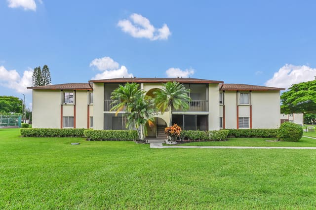 4759 Sable Pine Circle C2, sold in Pine Ridge At Haverhill Condo, West Palm Beach, FL