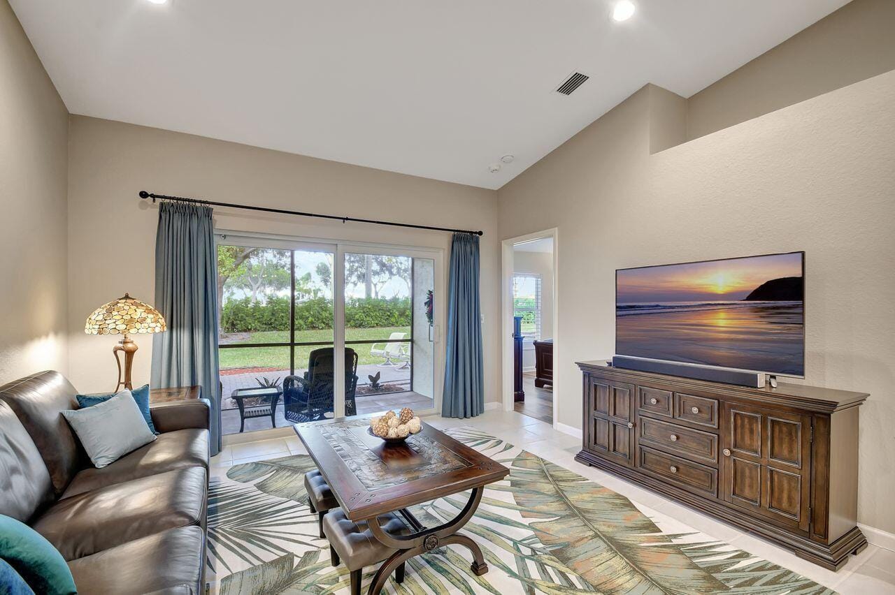 9383 Bridgeport Drive, West Palm Beach, FL 33411 photo 22