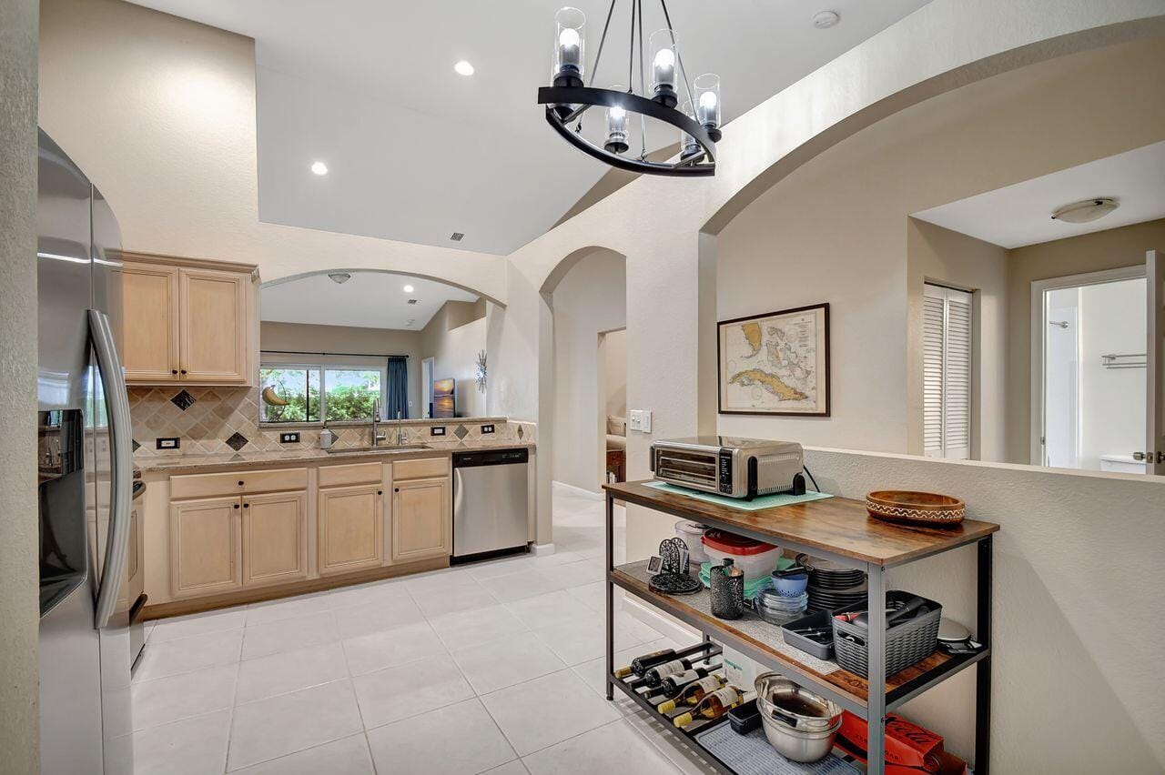 9383 Bridgeport Drive — photo 9
