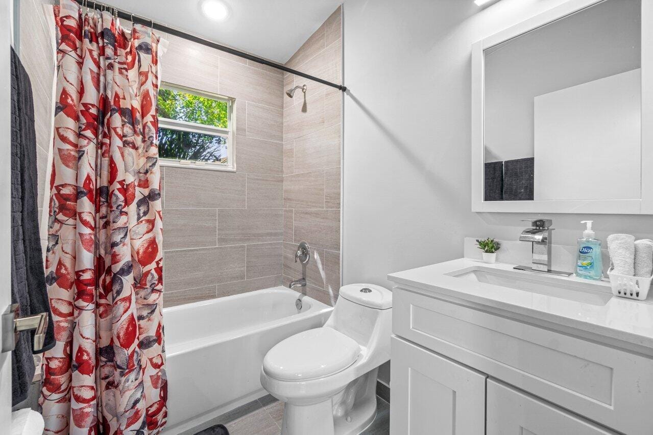 408 SW 4th Street, Delray Beach, FL 33444 photo 22