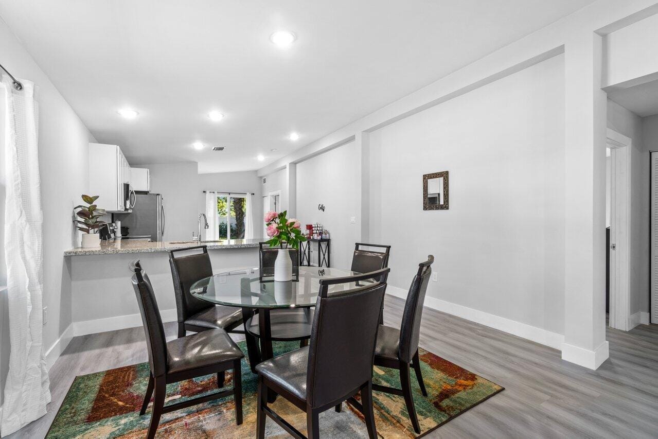 408 SW 4th Street — photo 9