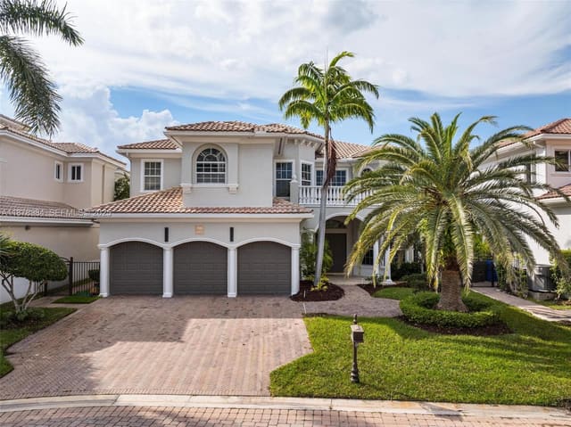 1260 Hatteras Lane, Hollywood, FL 33019