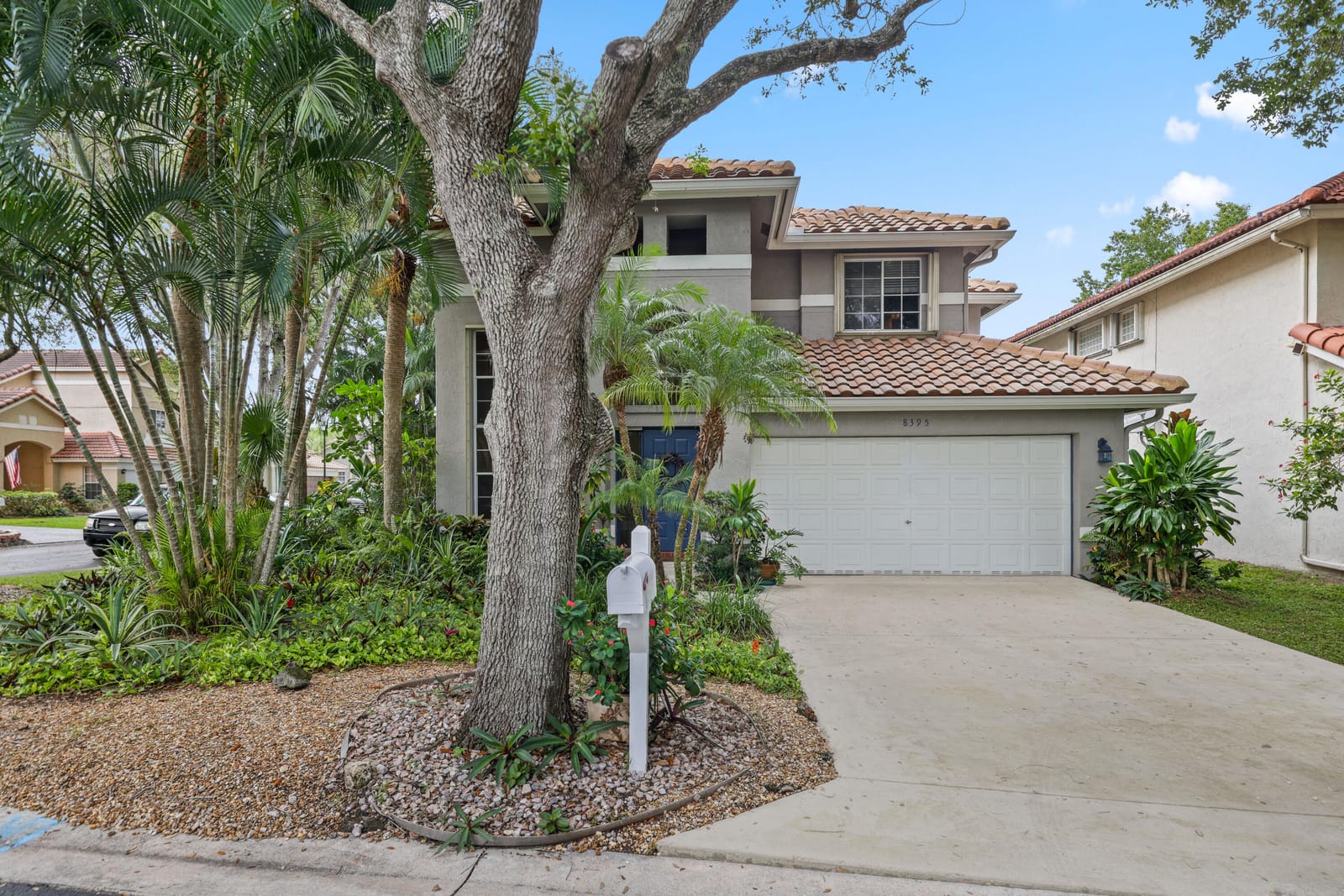 8395 NW 57 Drive — photo 2