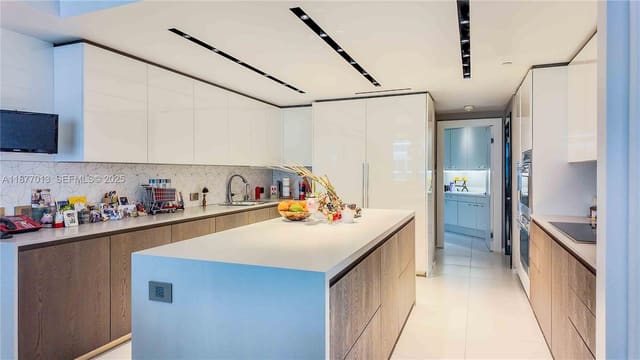 9999 Collins Avenue 6A & Cabana, sold in Bal Harbour Tower Condo, Bal Harbour, FL