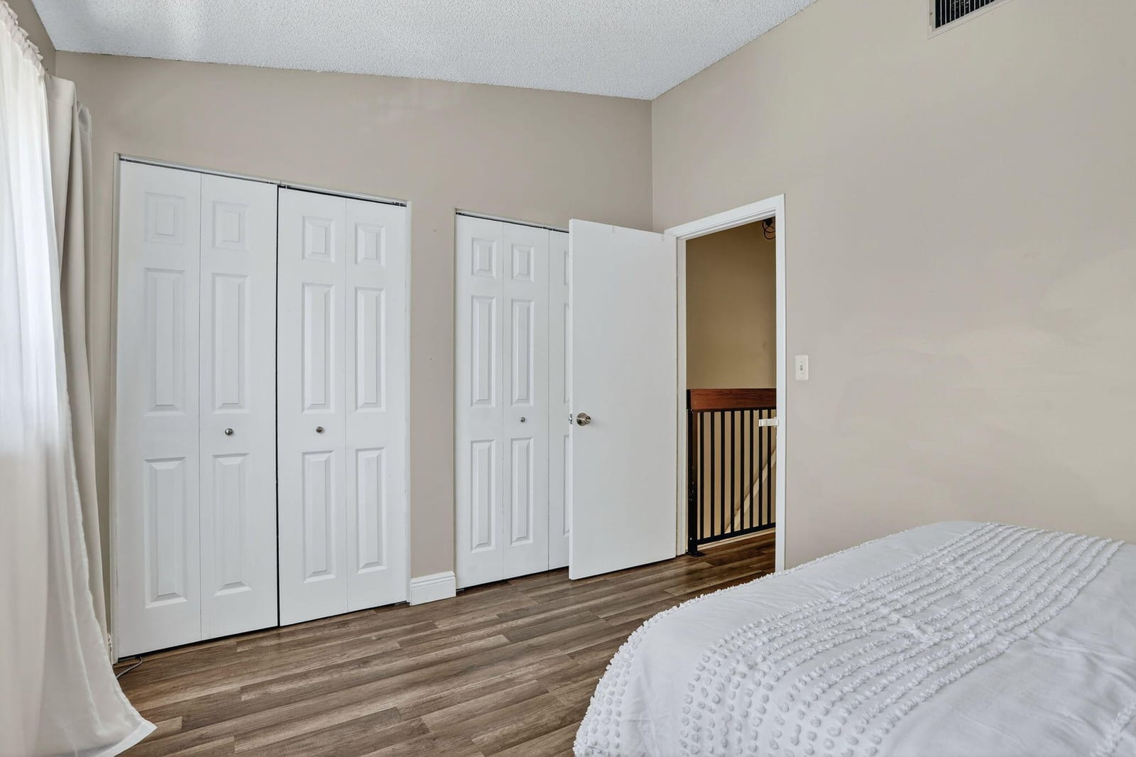 3072 S Oakland Forest Drive 406, Oakland Park, FL 33309 photo 24