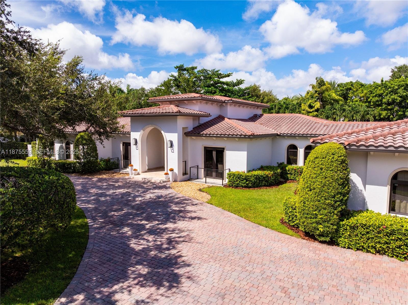 10900 SW 61st Court, Pinecrest, FL 33156 photo 1