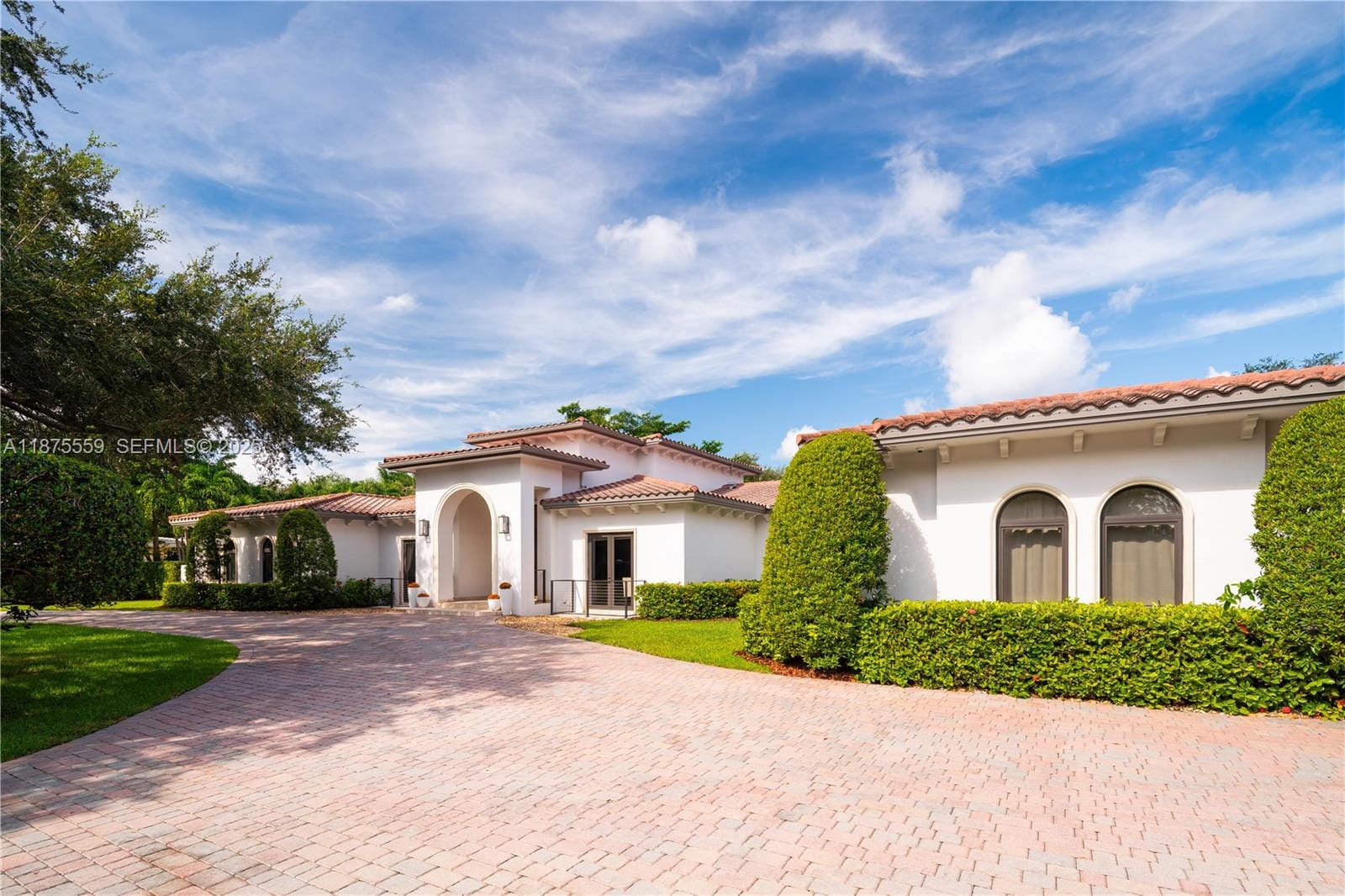 10900 SW 61st Court, Pinecrest, FL 33156 photo 2