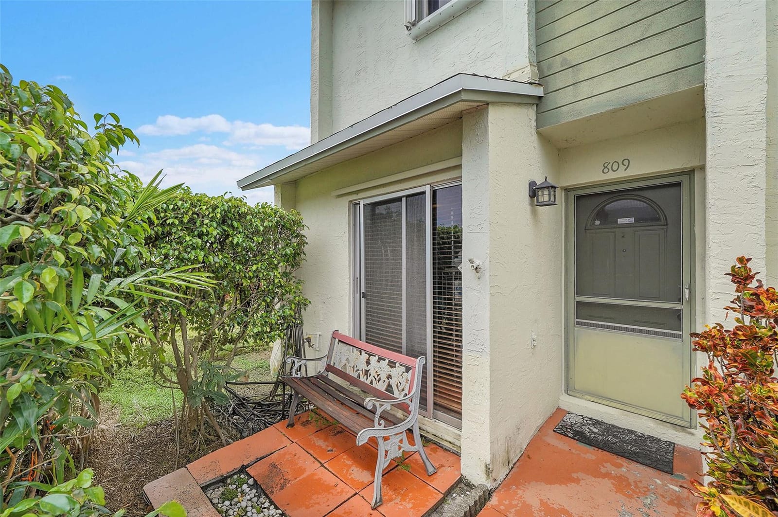 809 Crystal Lake Drive 809 — photo 3