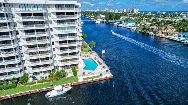 3100 NE 48th Street 309, Fort Lauderdale, FL 33308