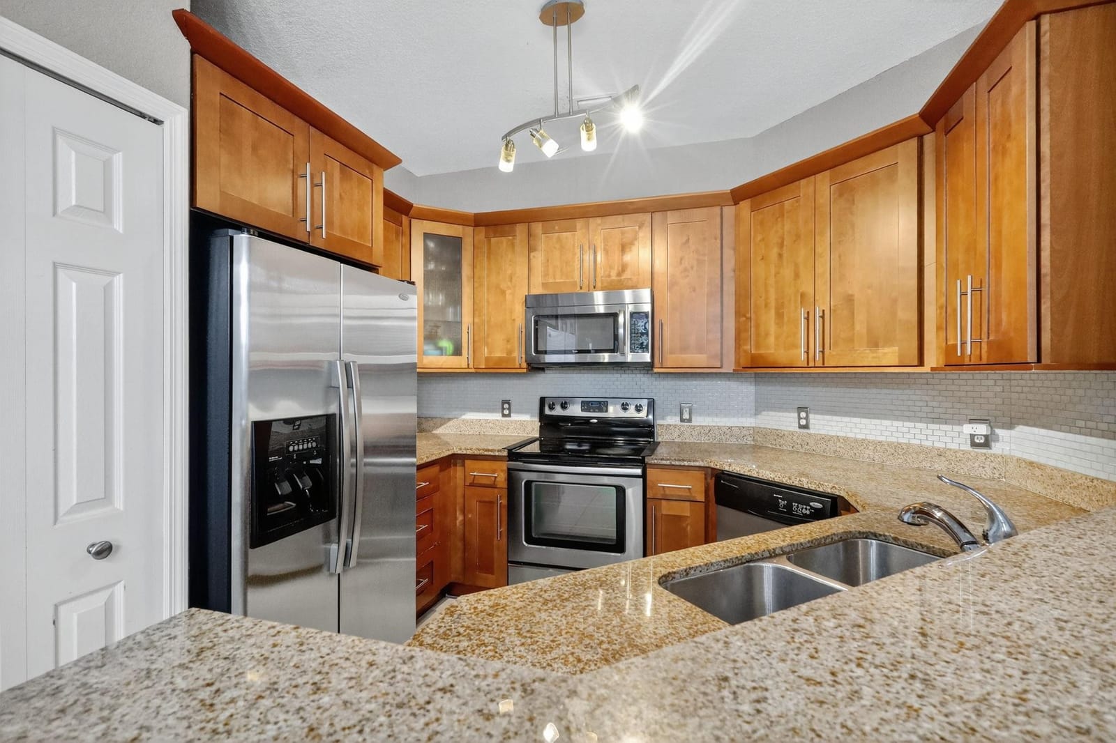 10012 NW 7th Street 213 — photo 12