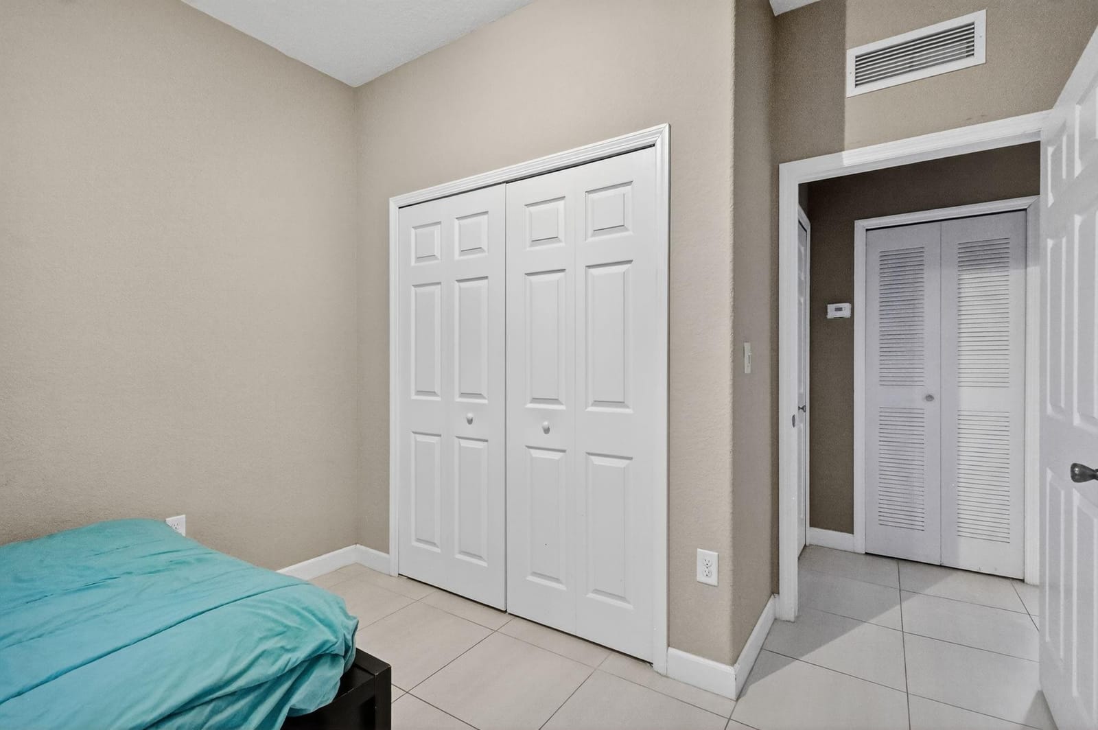 10012 NW 7th Street 213, Miami, FL 33172 photo 18