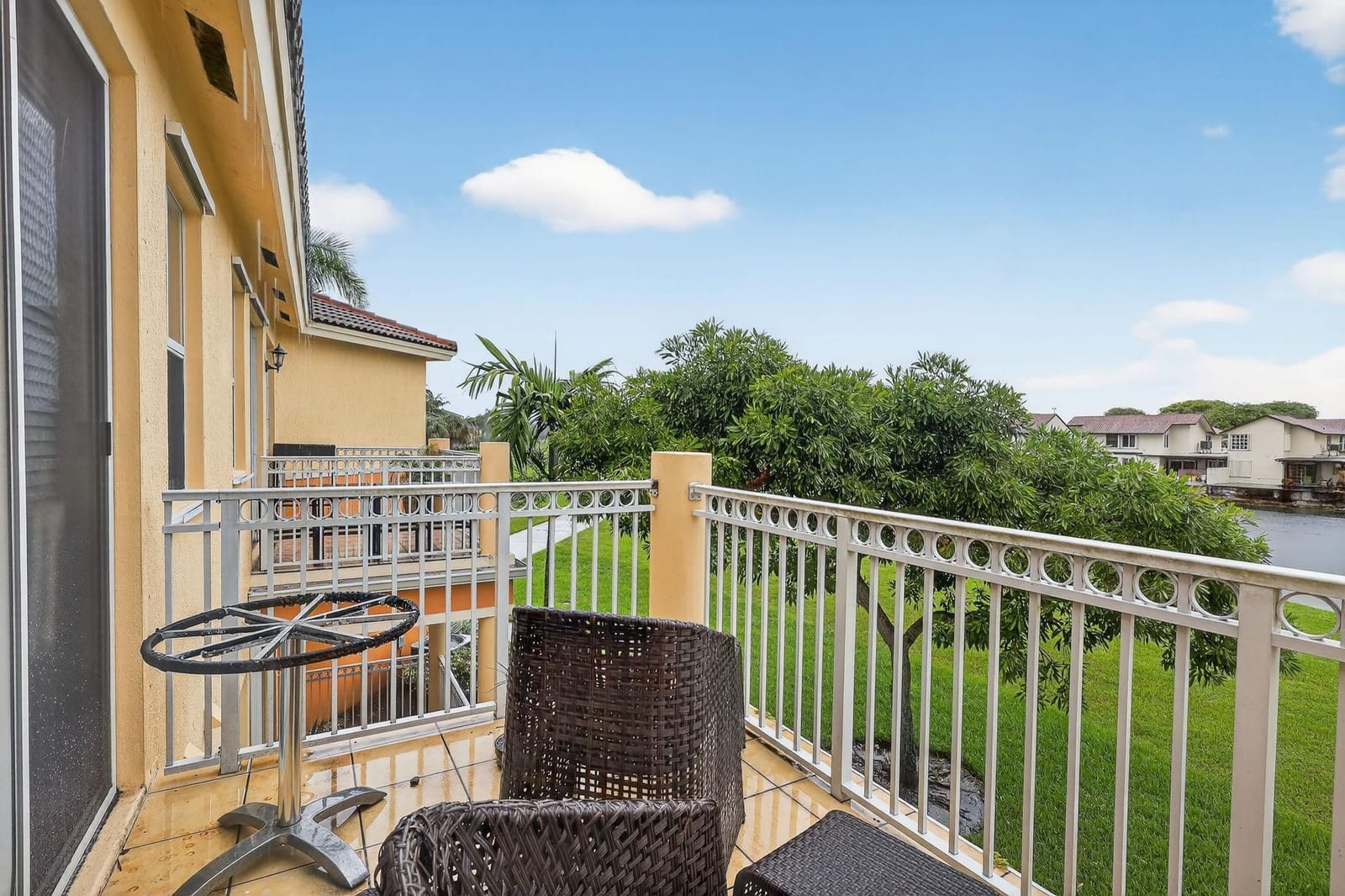 10012 NW 7th Street 213, Miami, FL 33172 photo 27