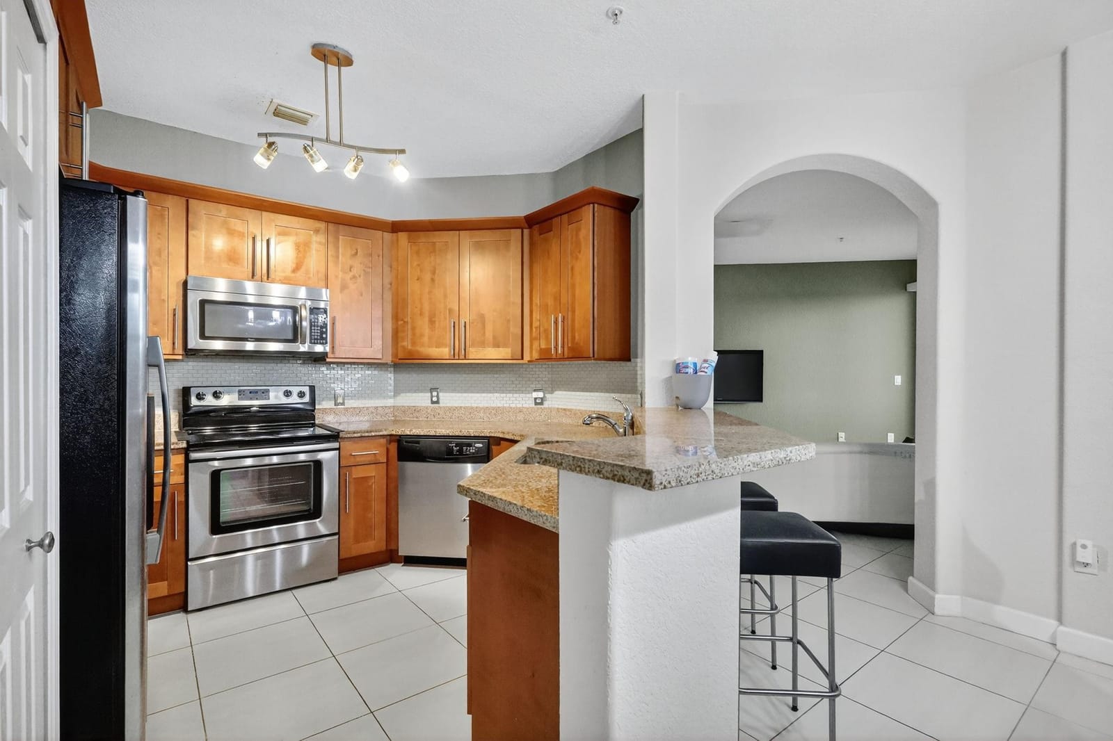 10012 NW 7th Street 213 — photo 10