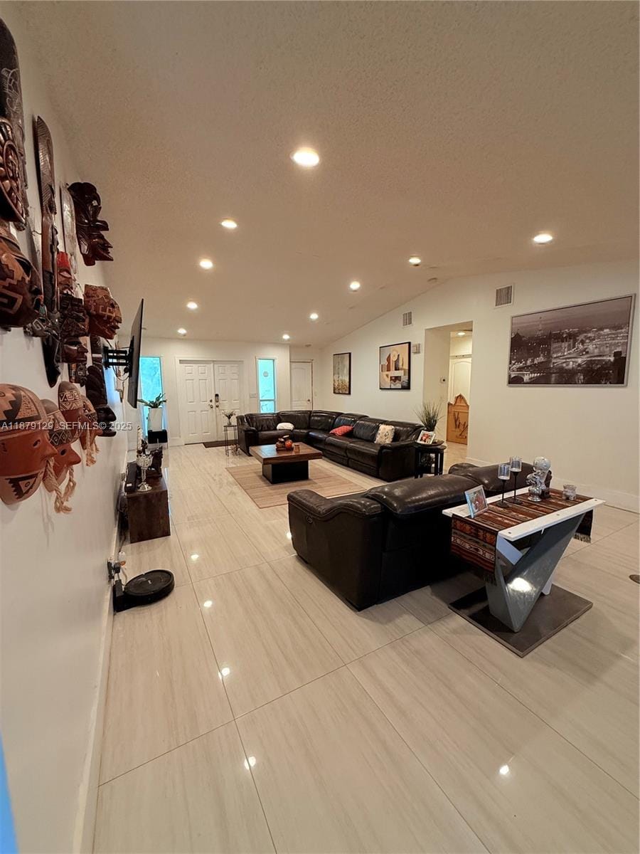 4071 NW 115th Avenue, Coral Springs, FL 33065 photo 2