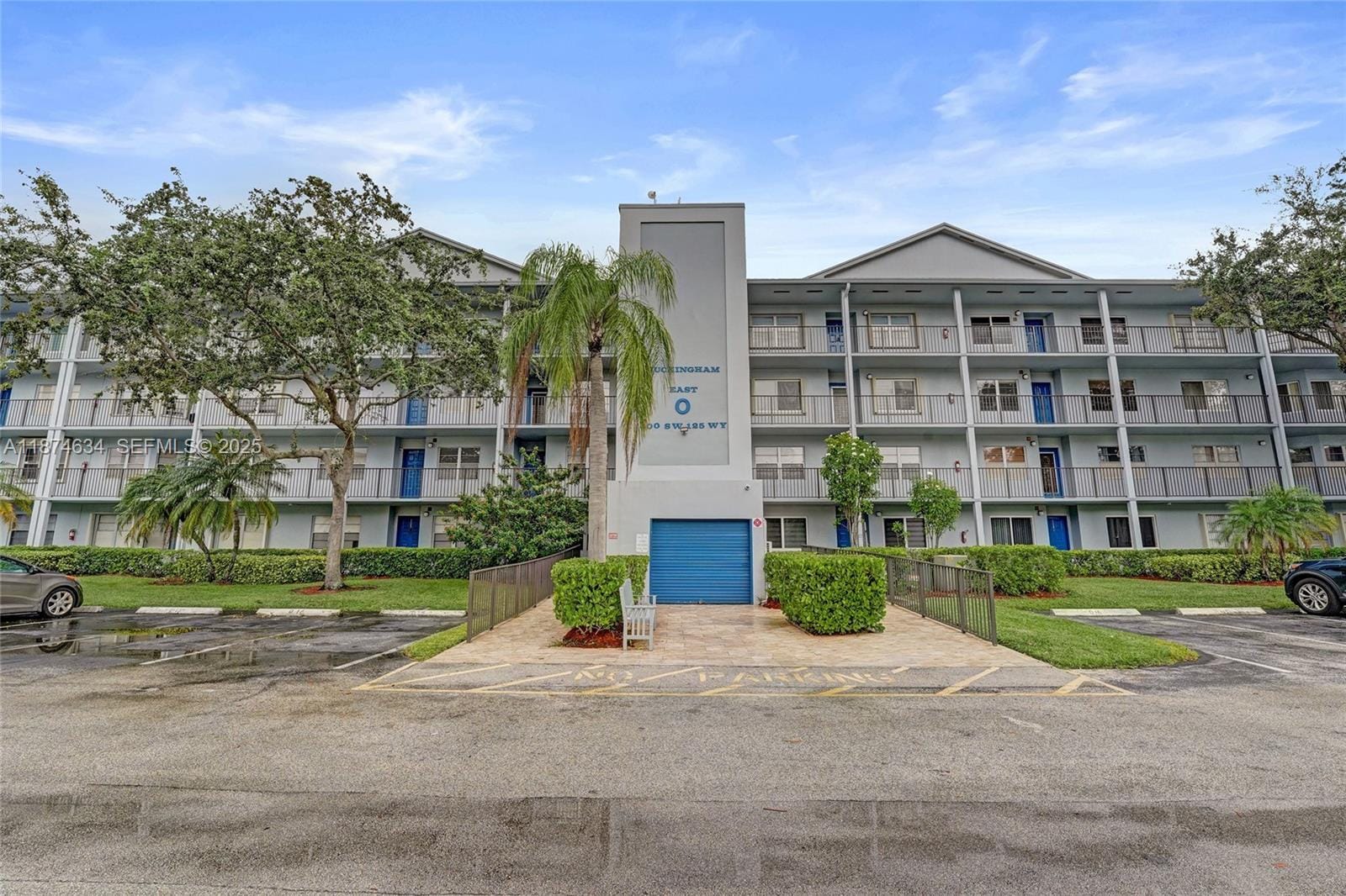800 SW 125th Way 312O, Pembroke Pines, FL 33027 photo 2