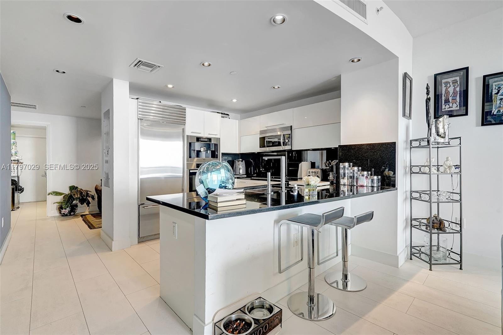 17121 Collins Avenue 2307, Sunny Isles Beach, FL 33160 photo 6