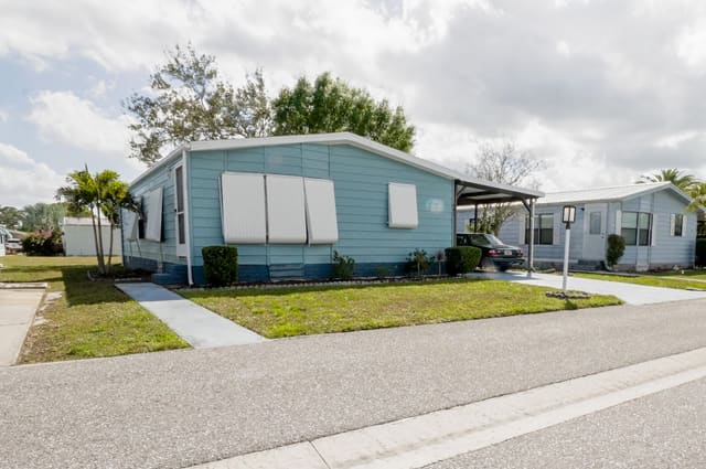 541 Ann Marie Lane, sold in La Buona Vita Cooperative, Port St Lucie, FL