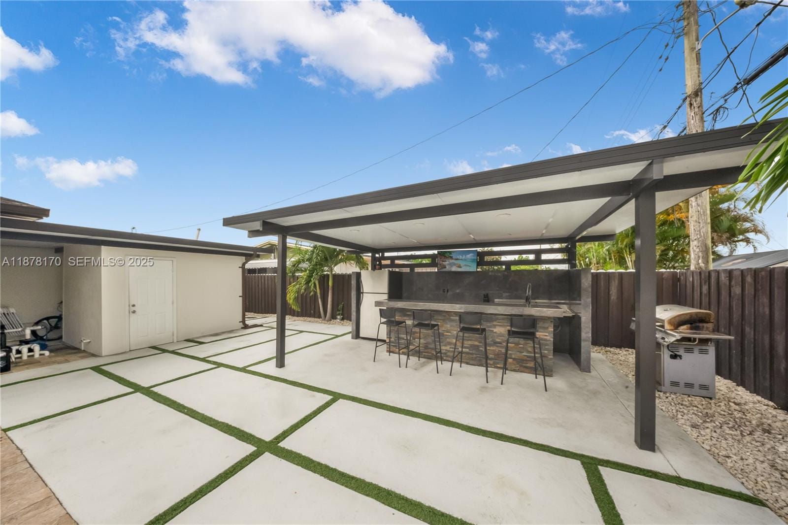 421 W 55th Place, Hialeah, FL 33012 photo 23