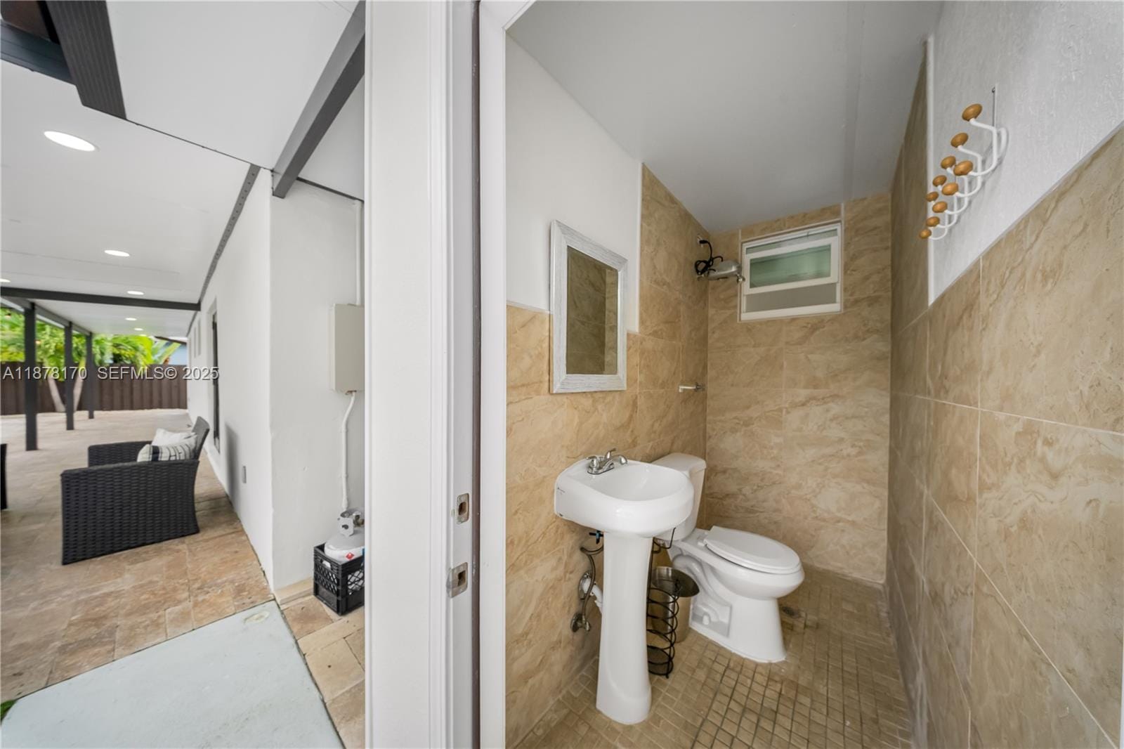 421 W 55th Place, Hialeah, FL 33012 photo 26