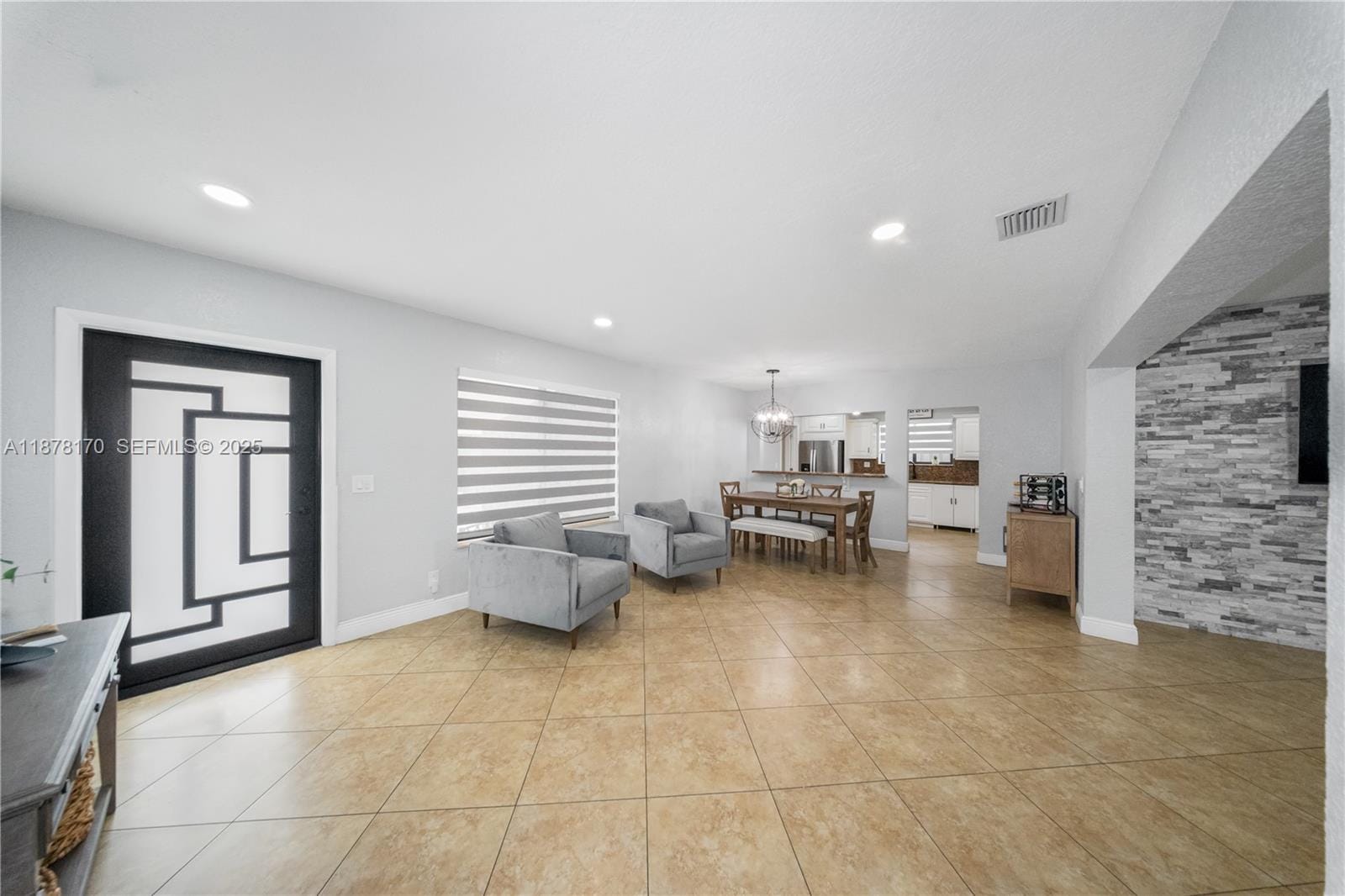 421 W 55th Place, Hialeah, FL 33012 photo 7