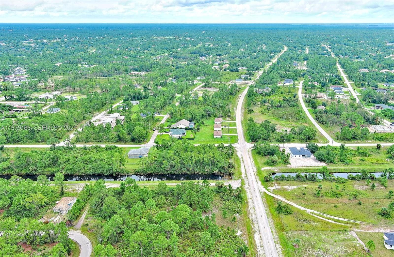 702 Eisenhower Boulevard, Lehigh Acres, FL 33974 photo 16