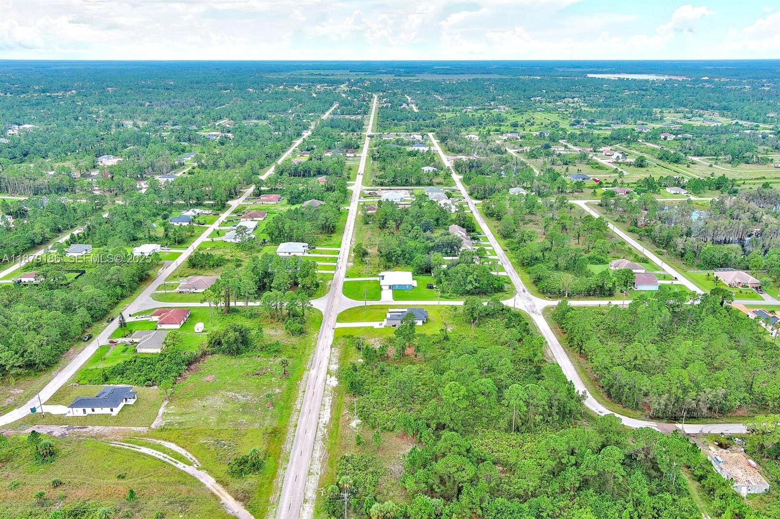 702 Eisenhower Boulevard, Lehigh Acres, FL 33974 photo 18
