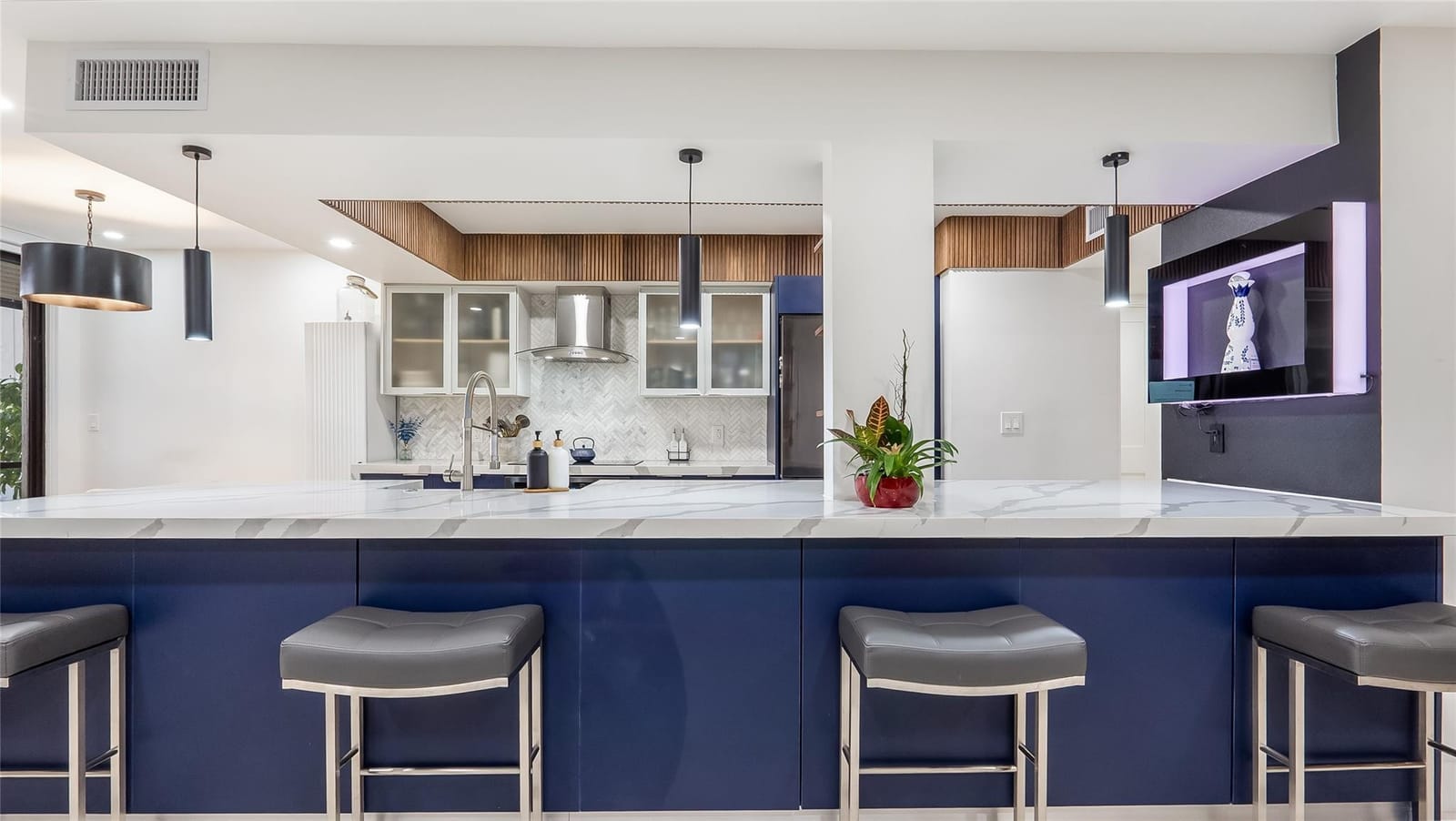 1410 Sheridan Street 7i — photo 3