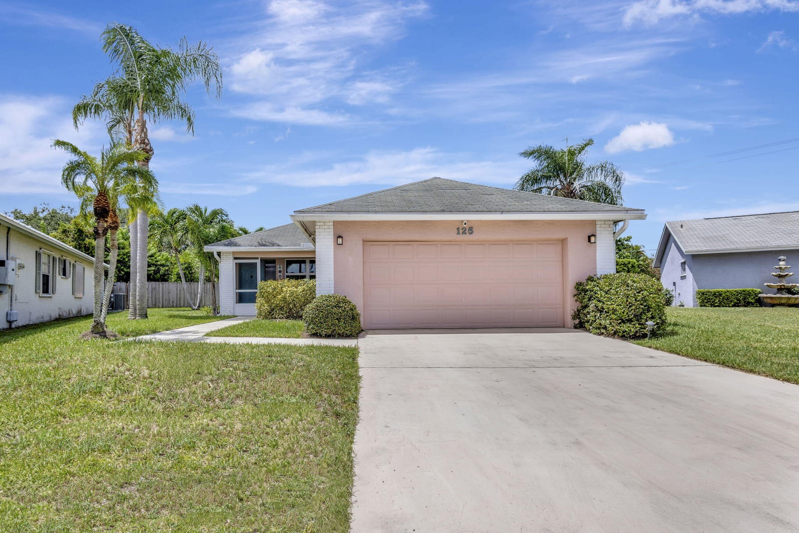 125 Arrowhead Circle, Jupiter, FL 33458