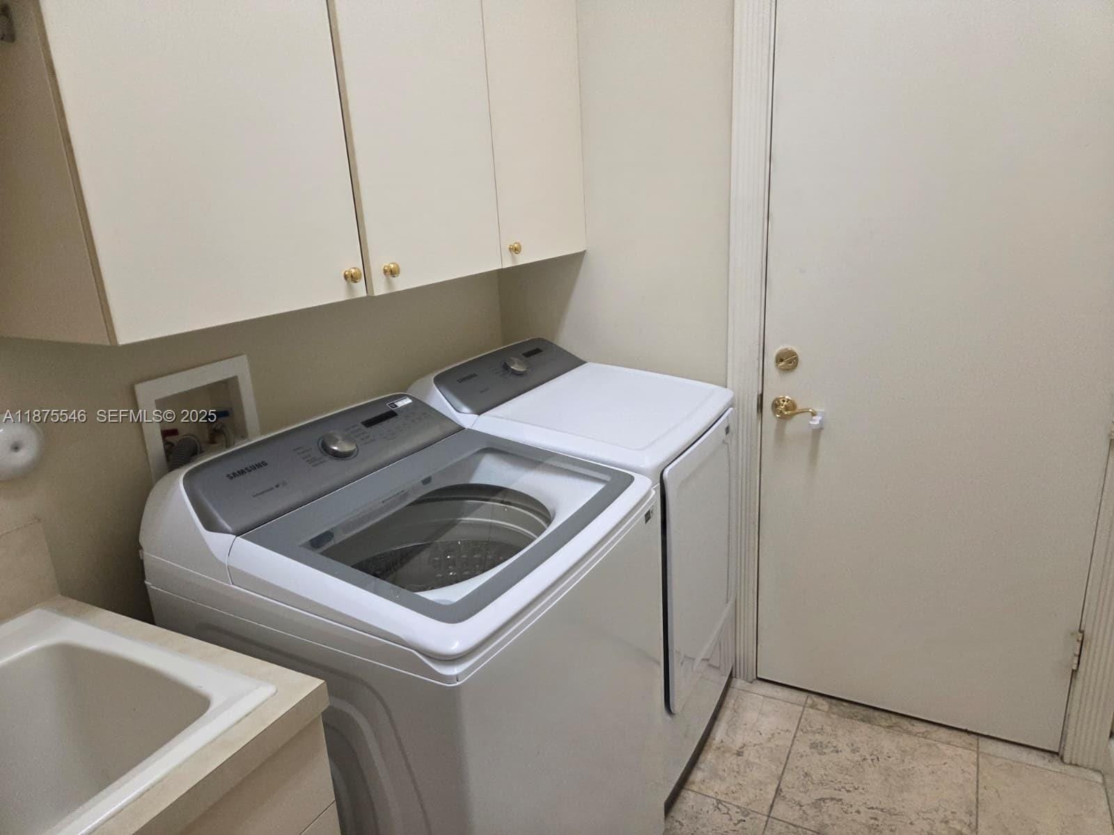 7030 Islegrove Place — photo 11