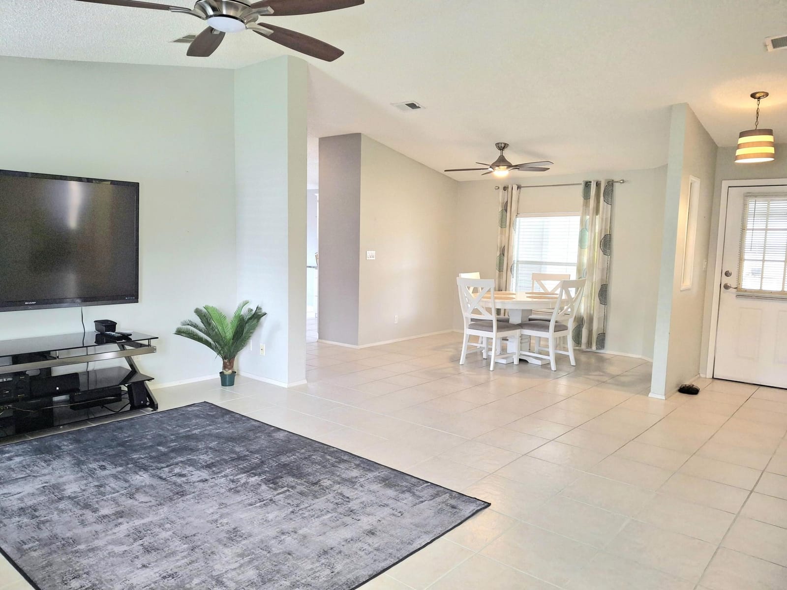 8483 Schefflera Court — photo 4