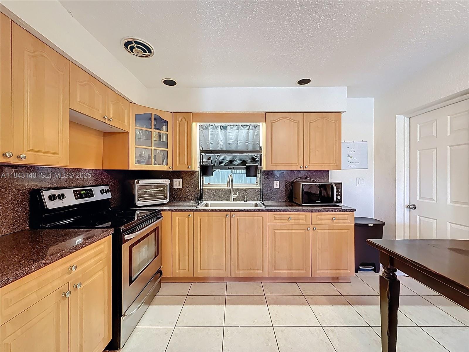 2334 Pierce Street, Hollywood, FL 33020 photo 13