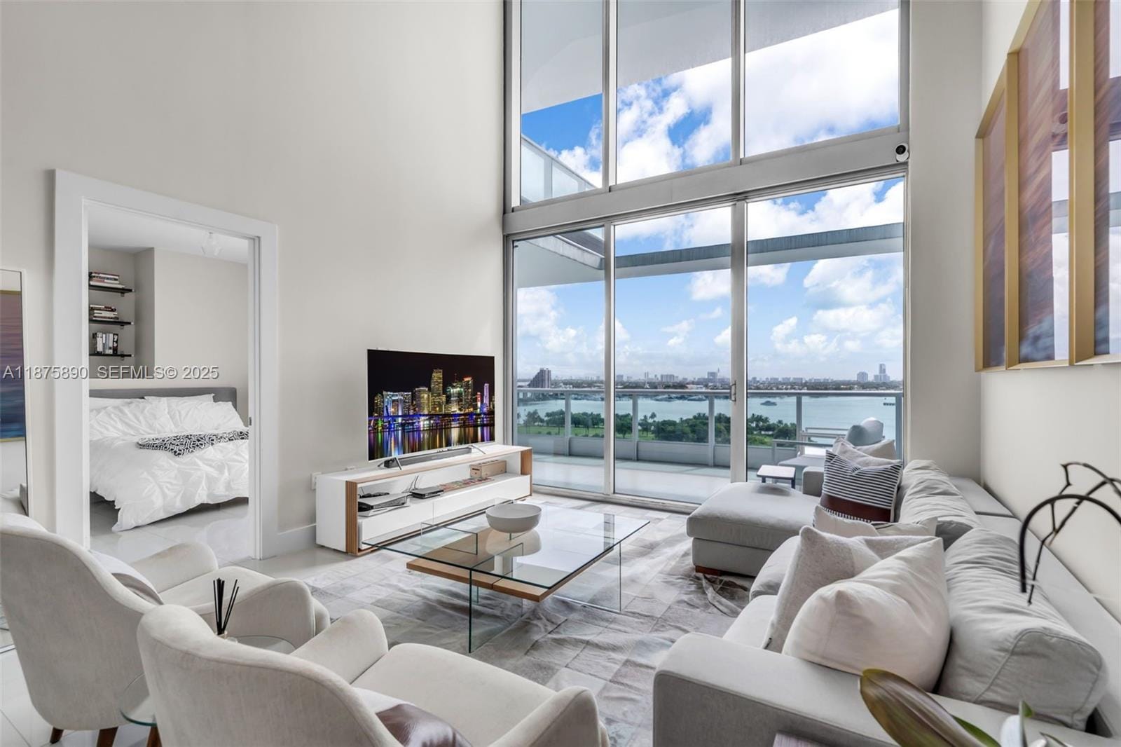 900 Biscayne Boulevard 1707, Miami, FL 33132