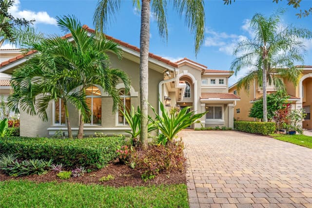 6253 SW Bald Eagle Drive, Palm City, FL 34990