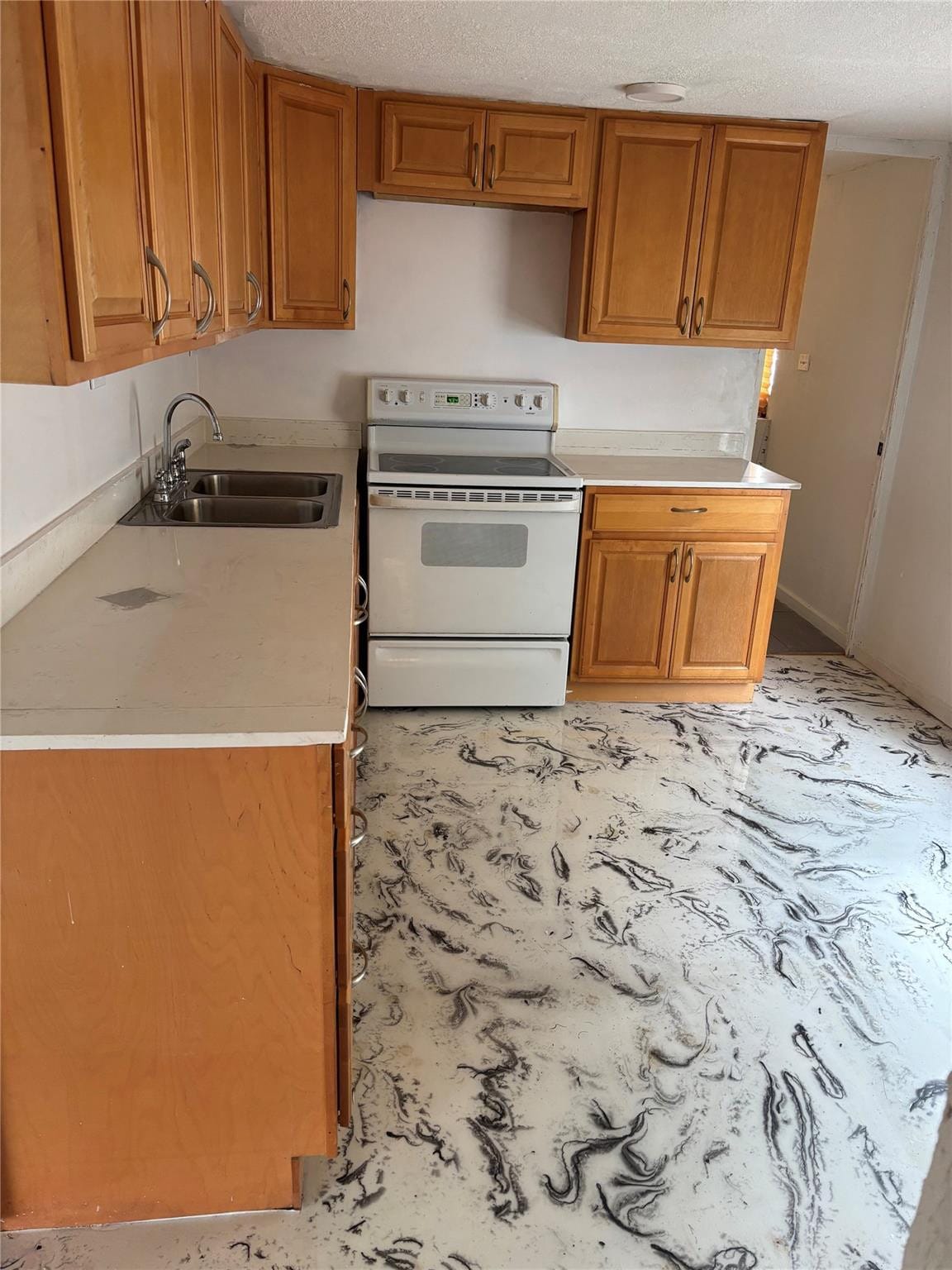 8556 Berkley Drive — photo 2