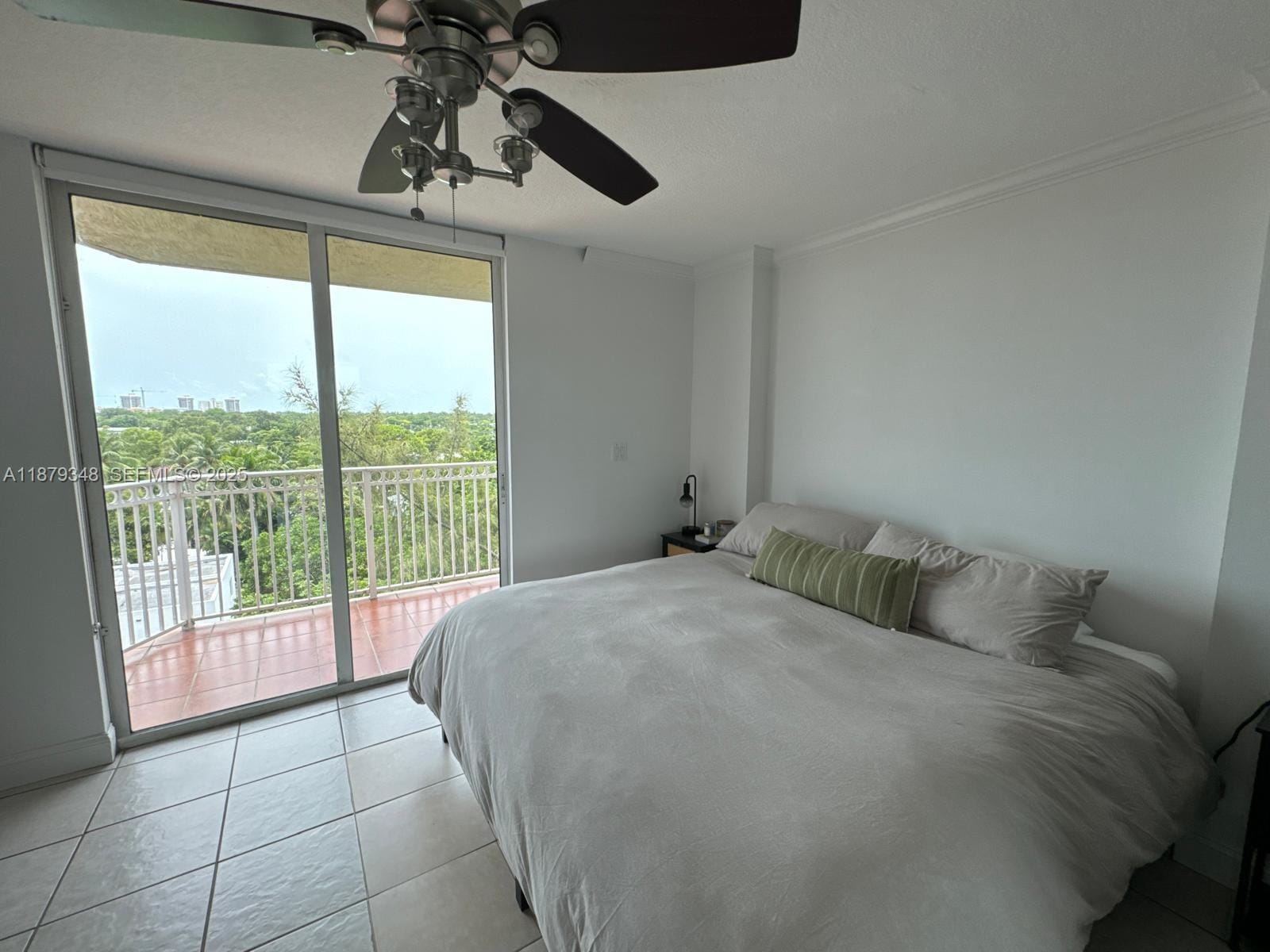 1650 Coral Way 807 — photo 7