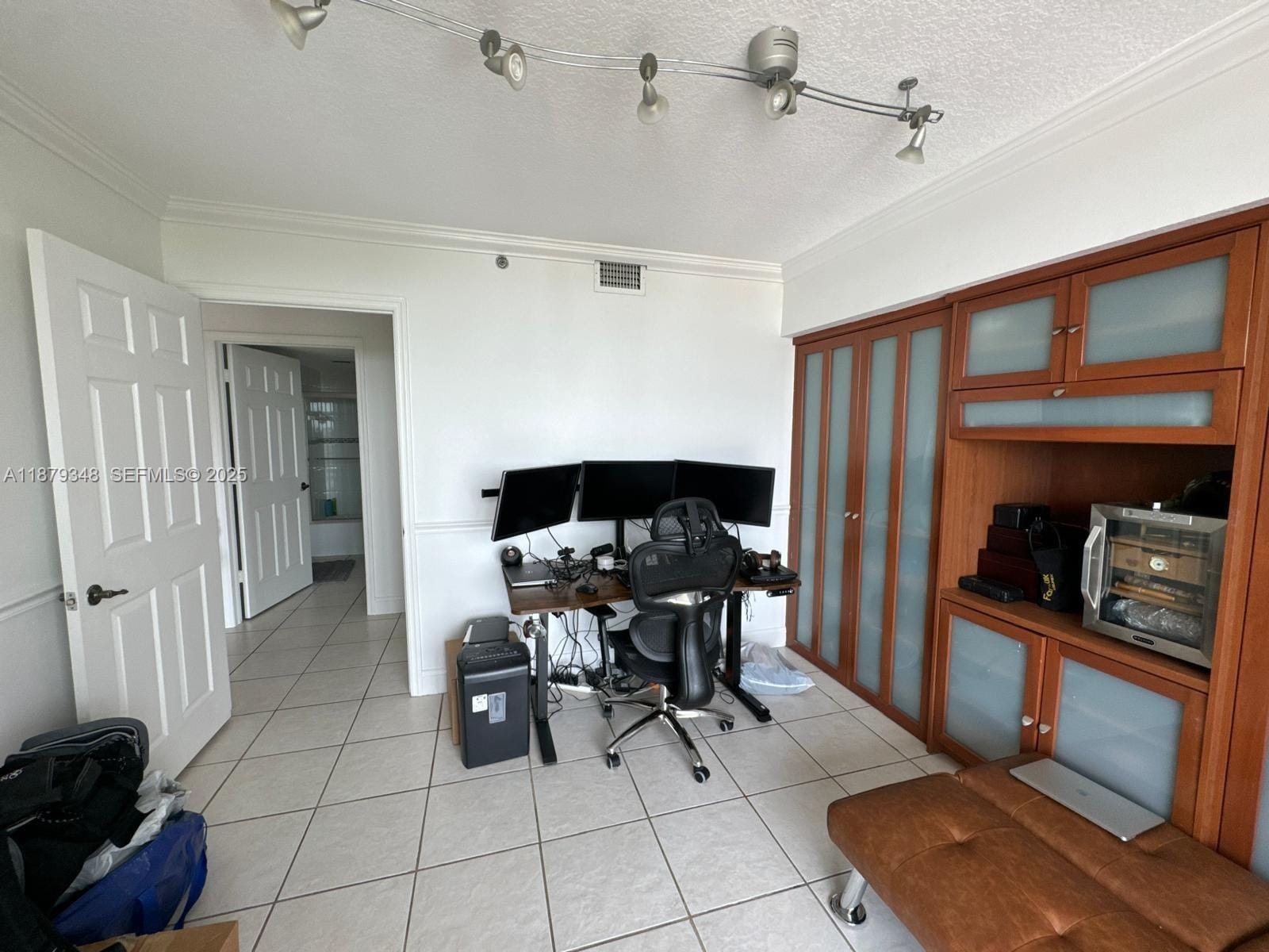 1650 Coral Way 807 — photo 10