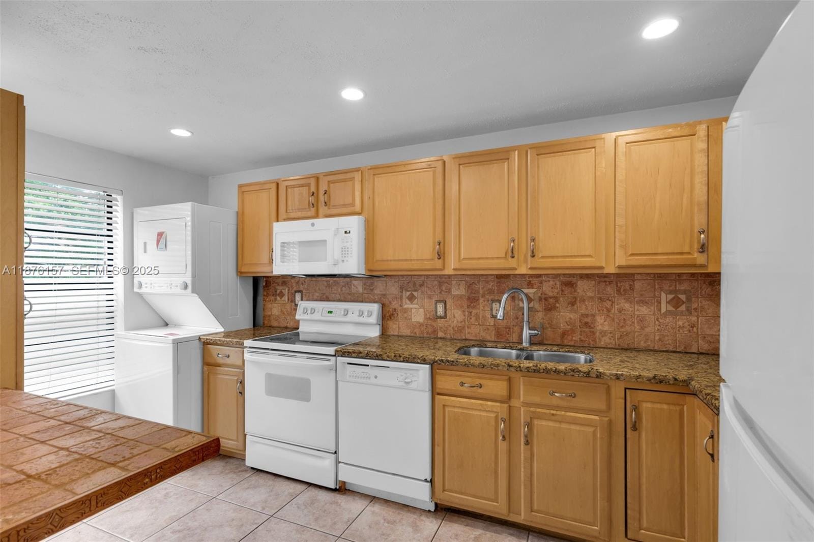 1161 NW 99th Terrace 38, Pembroke Pines, FL 33024 photo 13