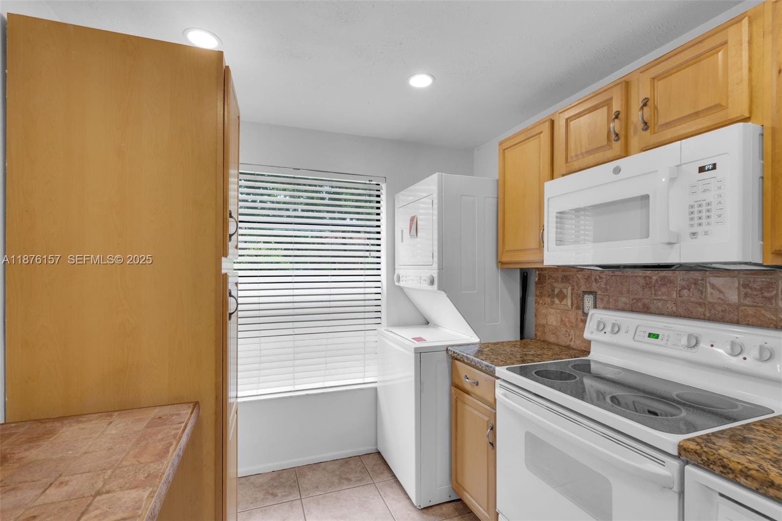1161 NW 99th Terrace 38, Pembroke Pines, FL 33024 photo 25