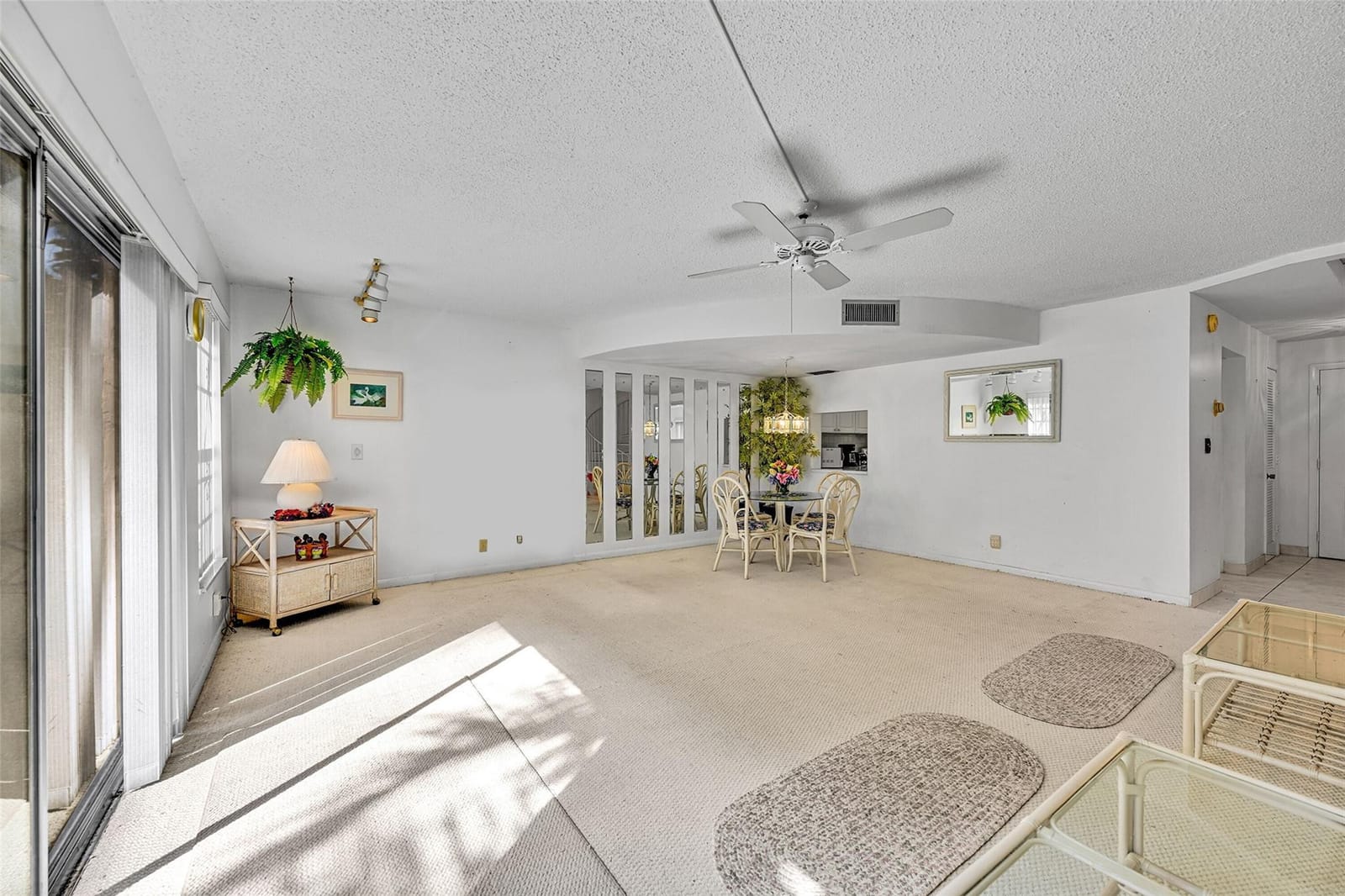 620 Tennis Club Drive 103, Fort Lauderdale, FL 33311 photo 2