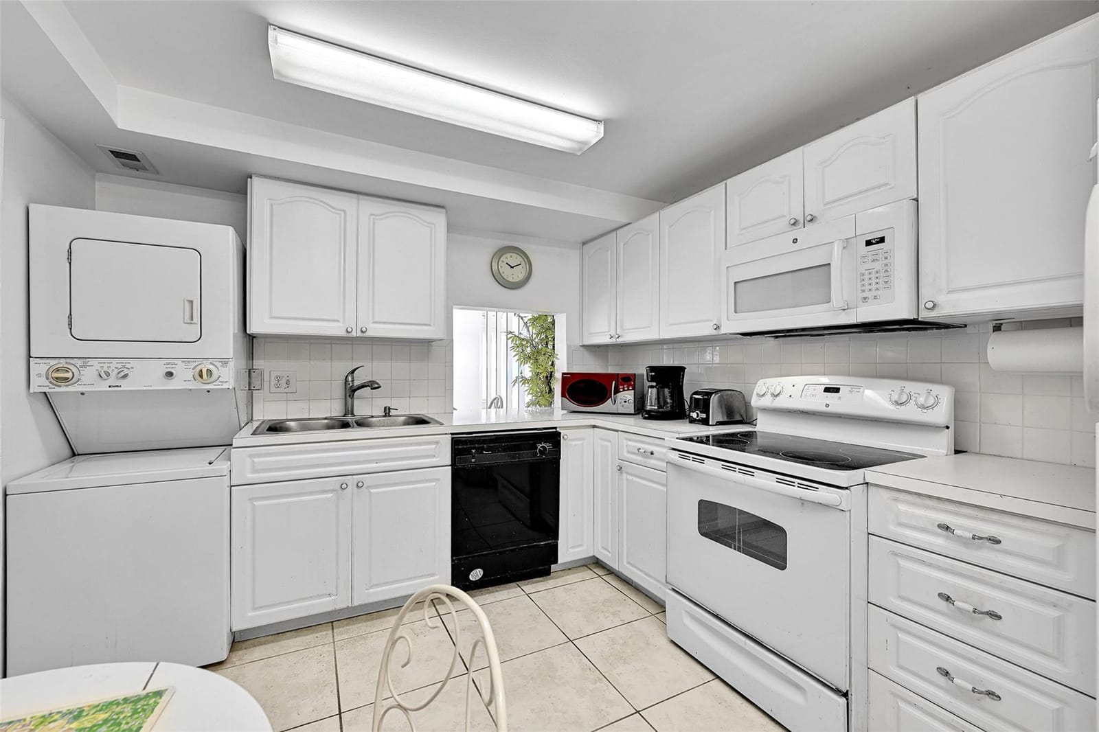 620 Tennis Club Drive 103, Fort Lauderdale, FL 33311 photo 11