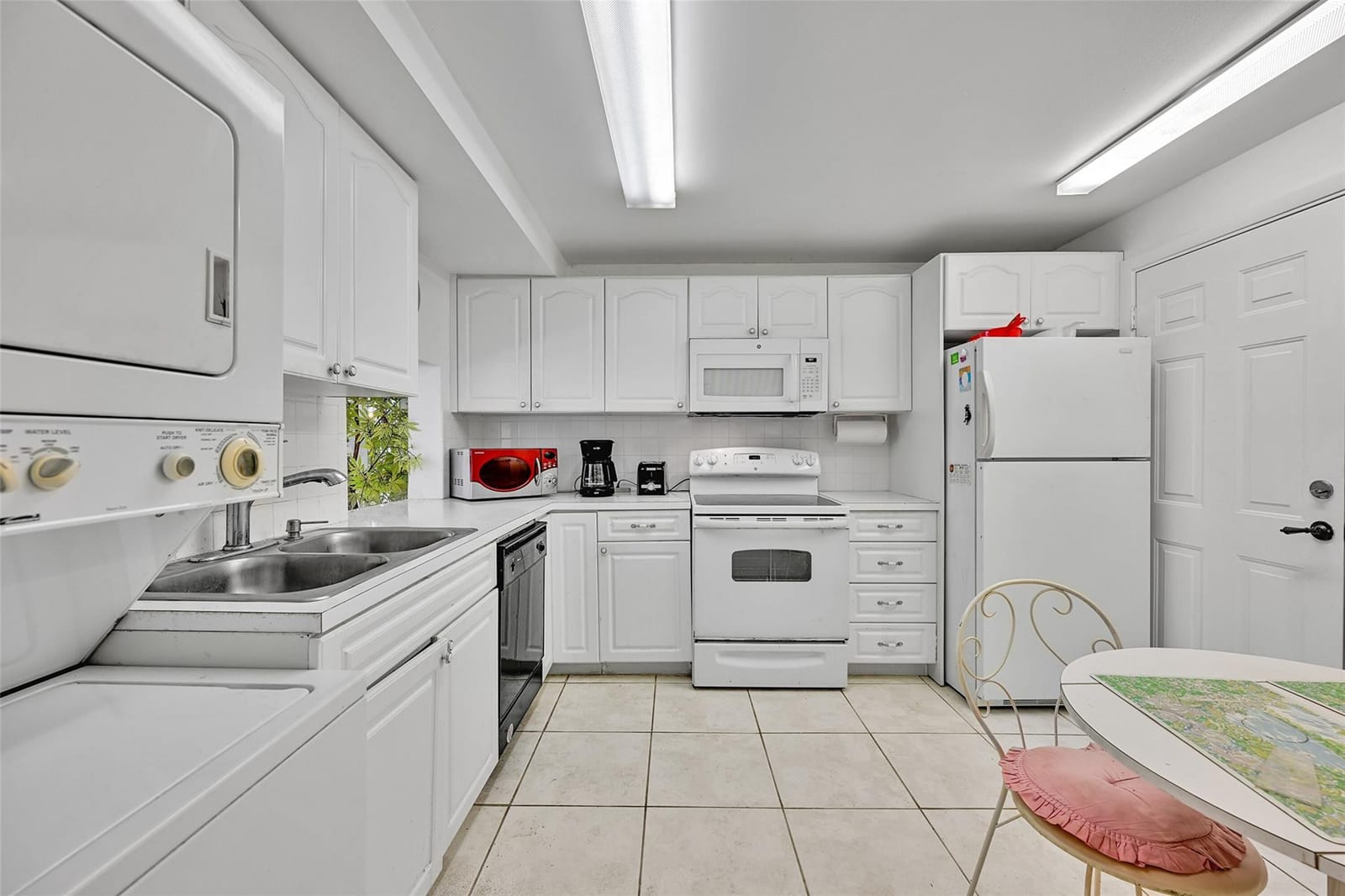 620 Tennis Club Drive 103, Fort Lauderdale, FL 33311 photo 9
