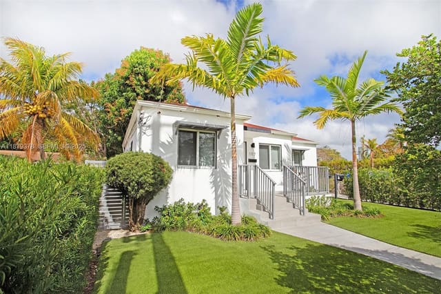 1117 SW 13th Street, sold in Lawrence Est Land Cos Sub, Miami, FL