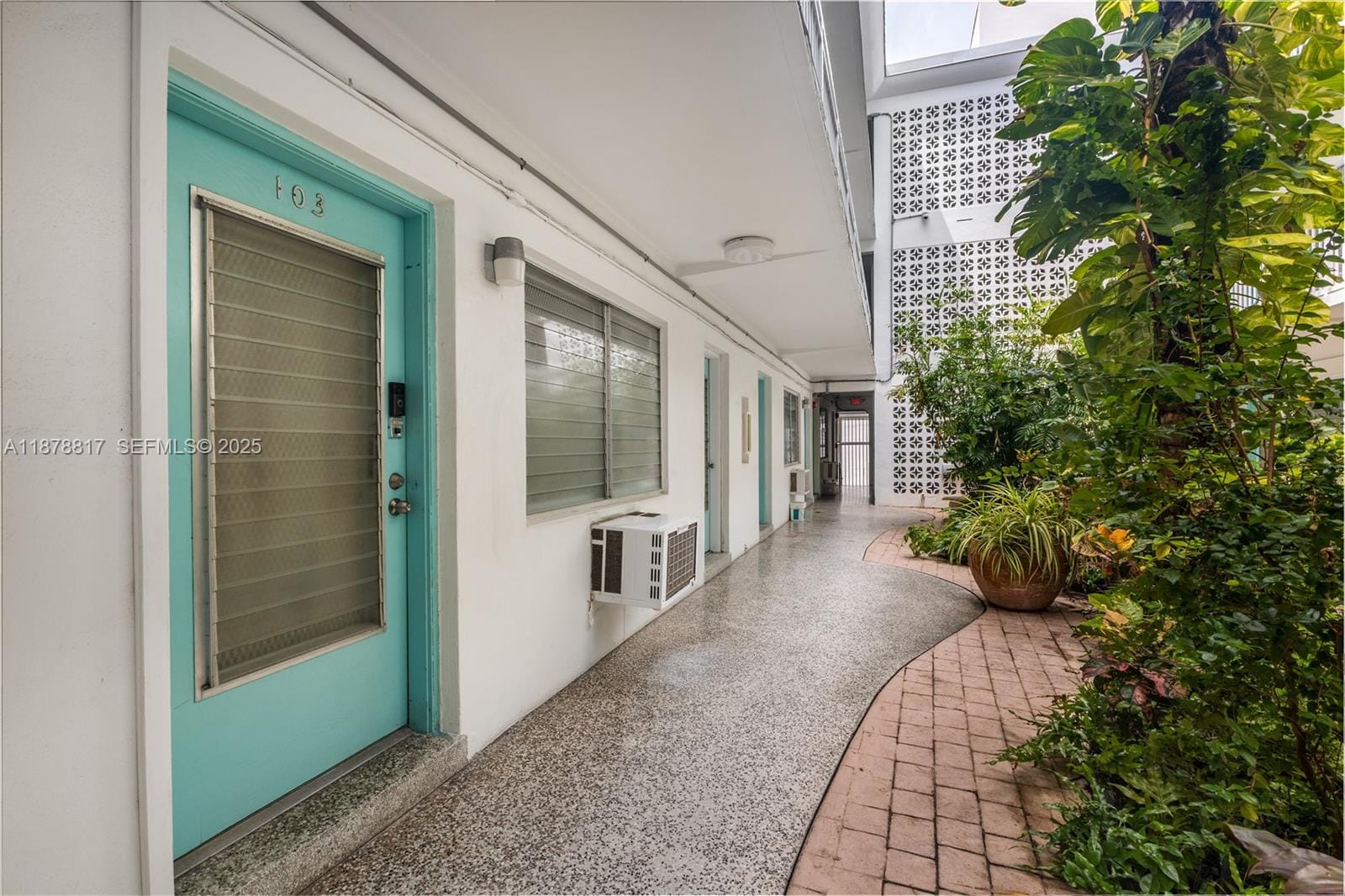 350 Collins Avenue 103, Miami Beach, FL 33139 photo 25