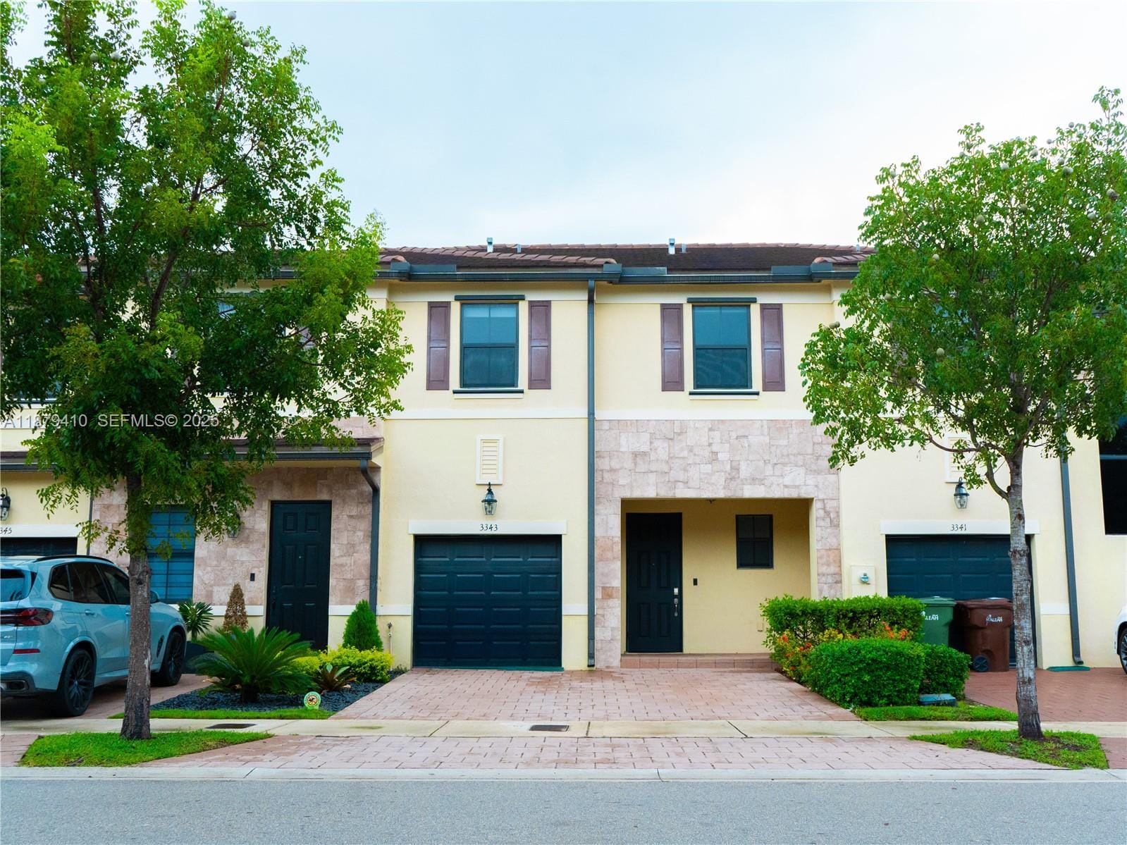 3343 W 100th Terrace, Hialeah, FL 33018 photo 1