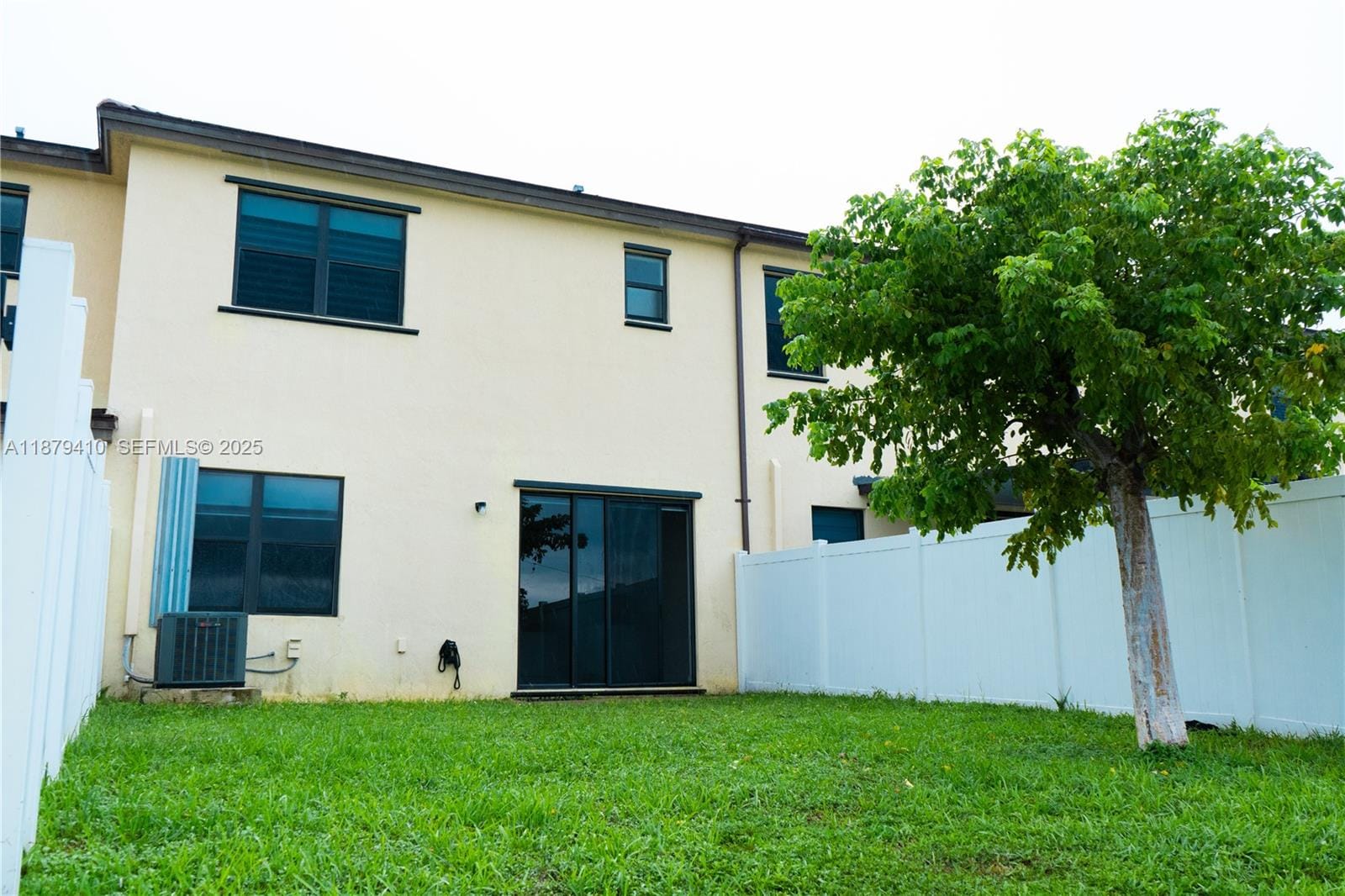 3343 W 100th Terrace, Hialeah, FL 33018 photo 8